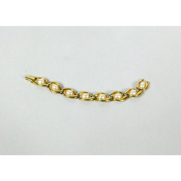 Vintage Signed Napier Faux Pearl Gold Tone Bracelet 6 7/8" Fold Over Clasp - Picture 3 of 13